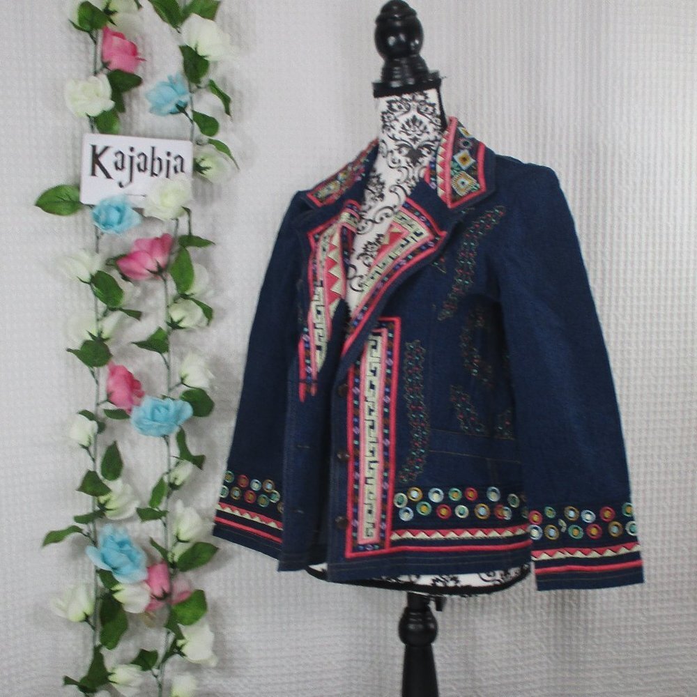 ENTICE Embroidered Denim Jacket Size Small